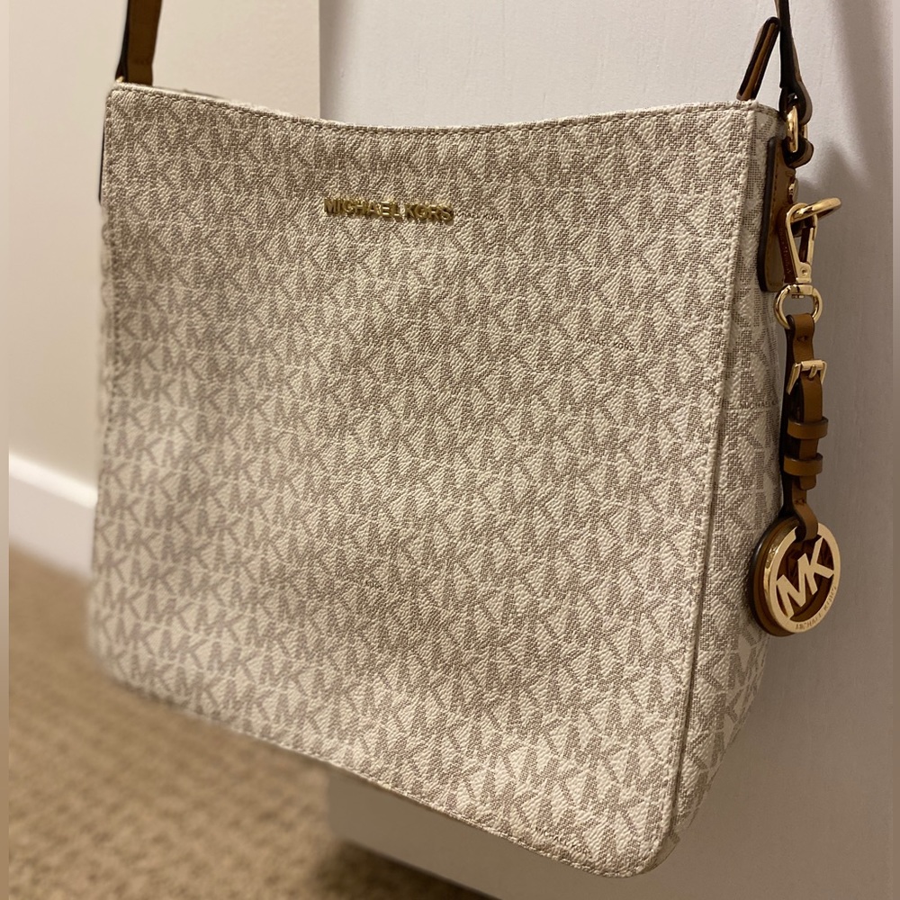 Michael Kora Crossbody LIKE NEW